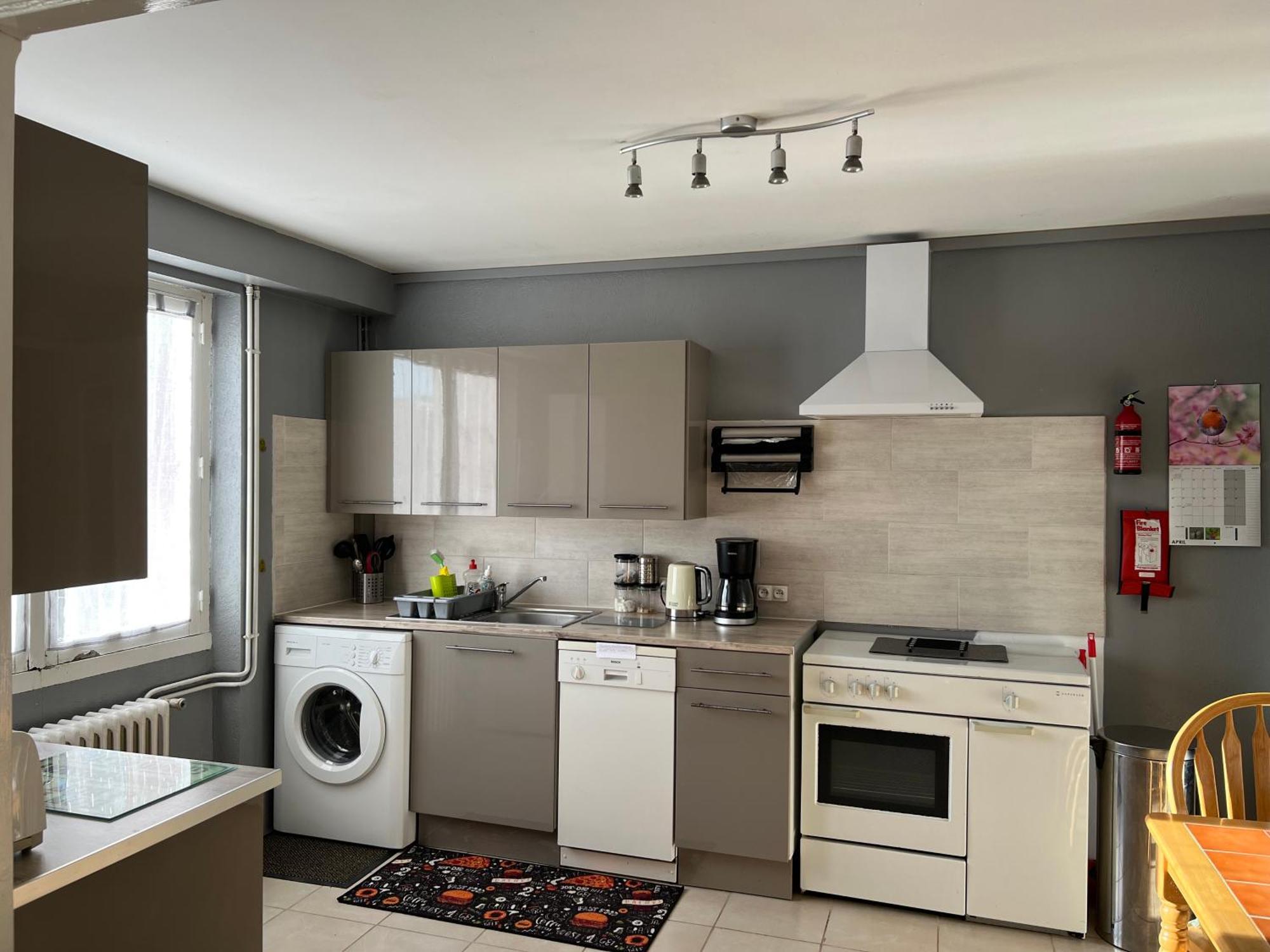 Gite Du St Martin Appartement Oradour-Fanais Buitenkant foto